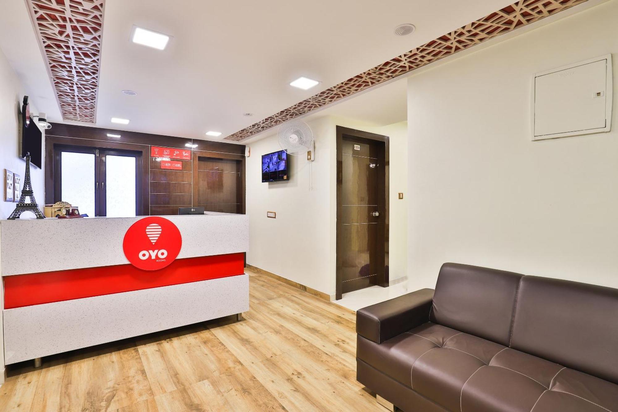 Hotel O Red Apple Αχμπανταμπάντ Εξωτερικό φωτογραφία
